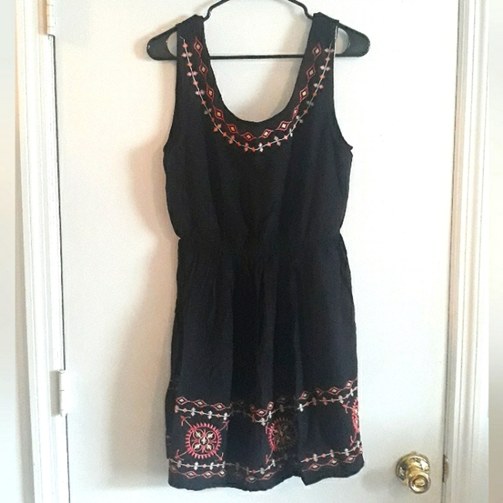 Wetseal: Black Sundress NWT Embroidered Embroidery Cottagecore Tribal Boho